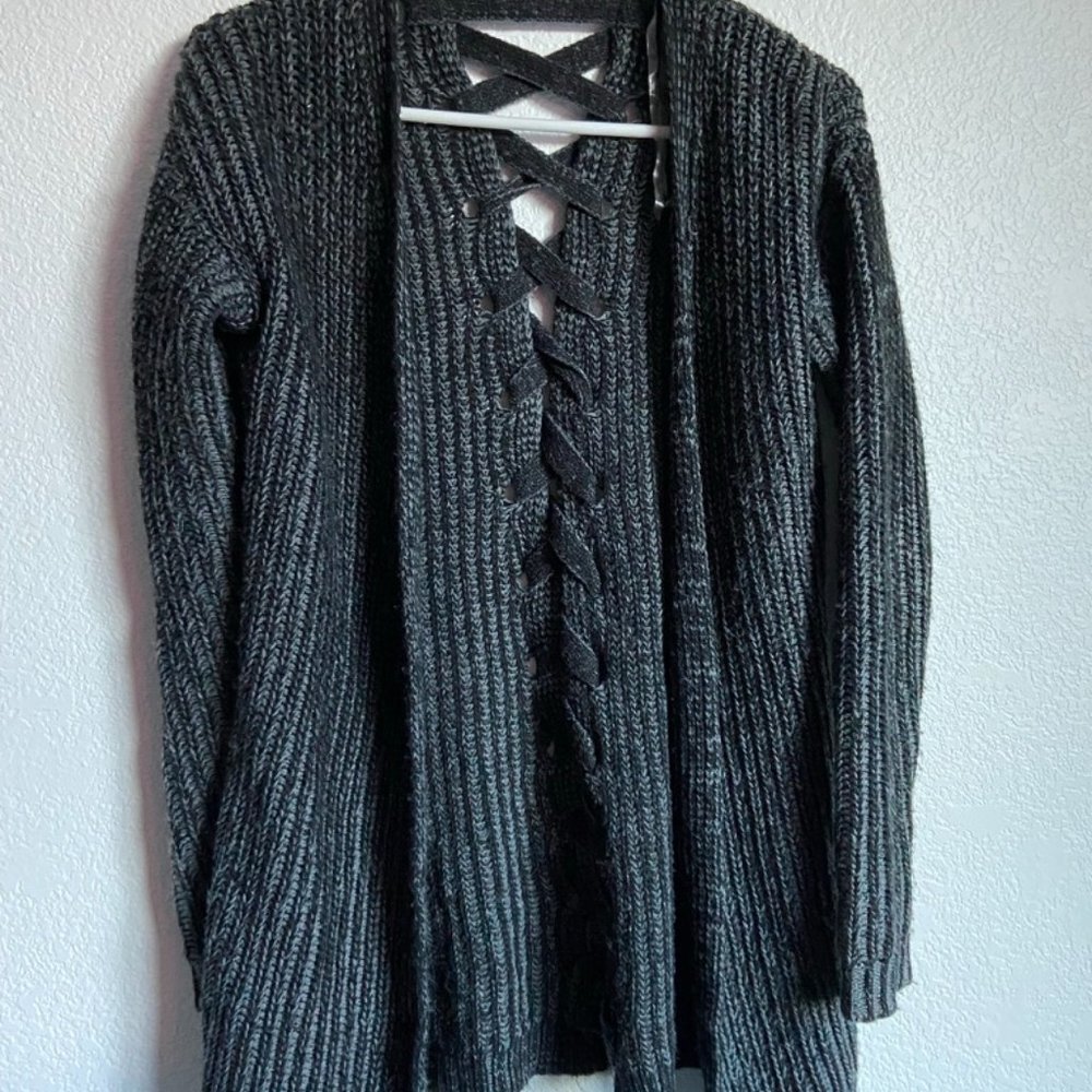 thick grey and lack cardigan